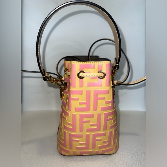 FENDI MON TRESOR MINI BUCKET BAG YELLOW- Rare find - Picture 3 of 7
